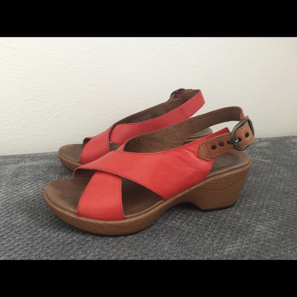 Dansko jacinda size 38 Clearance